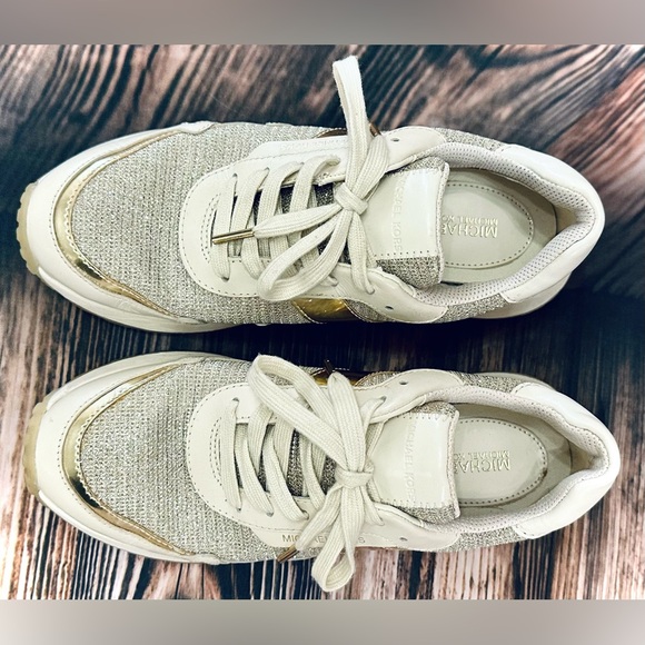 MICHAEL KORS || Monroe Glitter Chain-Mesh Trainer in Ivory + Gold - SZ 7M - Picture 12 of 16